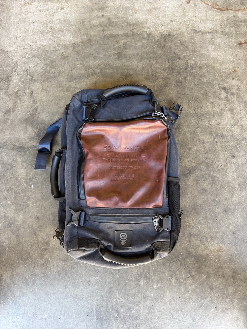 Sovrn Republic World Travel Series Charcoal Convertible Large Backpack Duffle